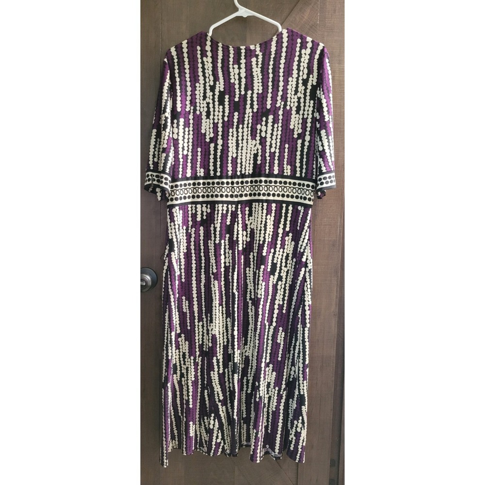 Donna Morgan Midi Dress SIze 16 Short Sleeve Purple Black White Geometric Design - Picture 6 of 10